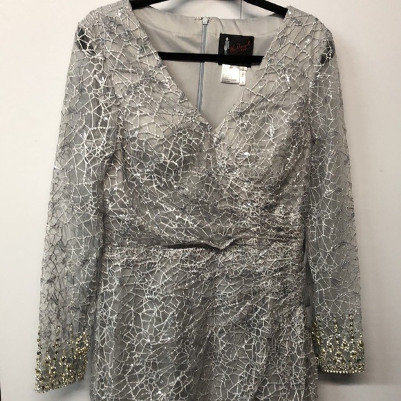 Mac Duggal long sheer sleeves V neck midi dress - Picture 10 of 15